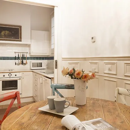Palace Gracia Nextdoor Apartment *